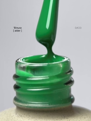 DA'23 GEL POLISH ‘ALDER, 8 ml – lakier hybrydowy (żywa, trawiasta zieleń)