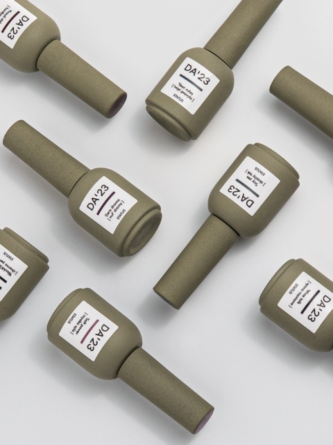 DA'23 GEL POLISH ‘WINE TALK, 8 ml – lakier hybrydowy (śliwkowo-wiśniowy z połyskiem)